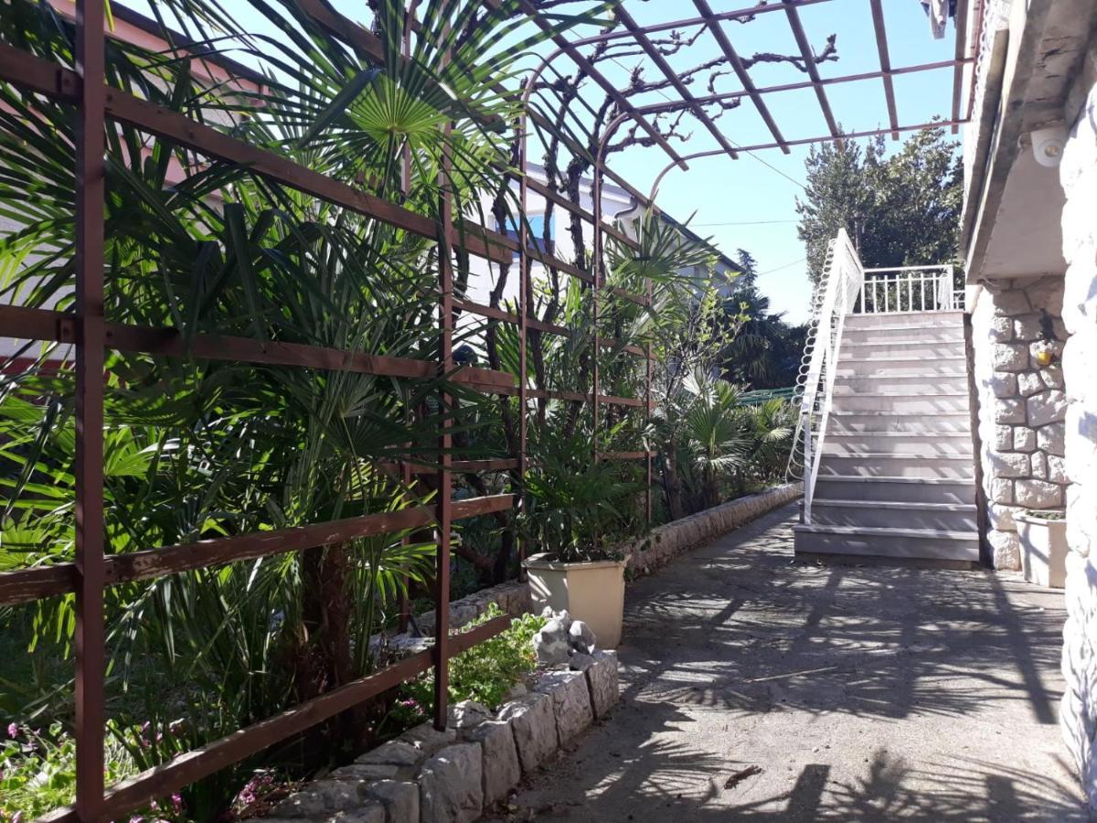 Vesna Apartment Crikvenica Buitenkant foto